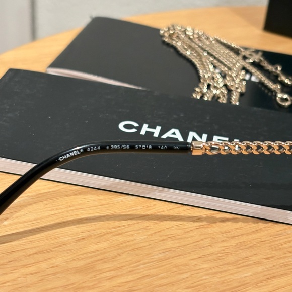 Chanel Classic Square Sunglasses with Chain 4244 - Picture 7 of 12